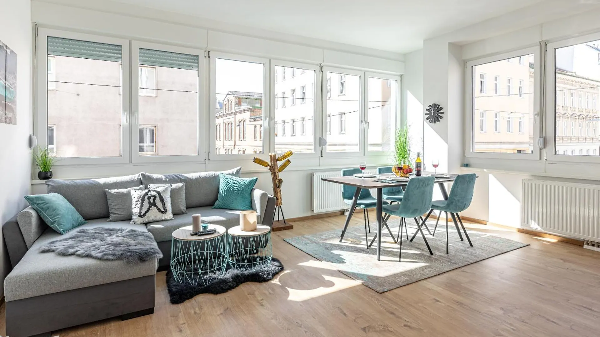 Bright & Sunny By Jr City Apartments Viena